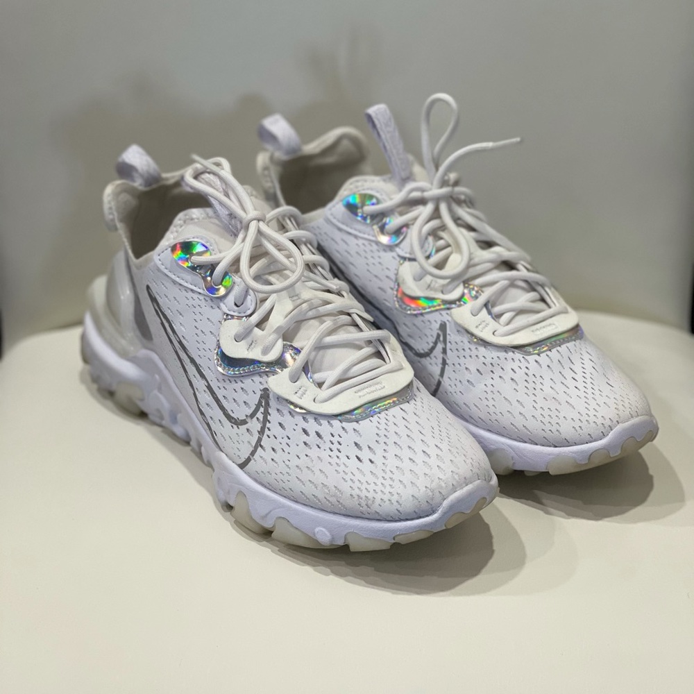 Nike NSW React Vision